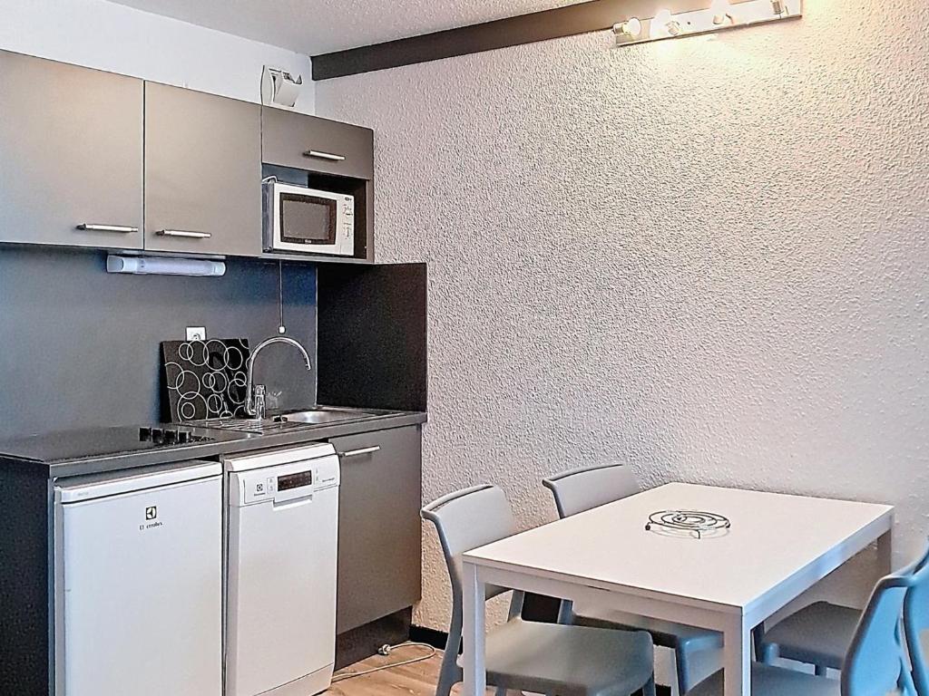 Les 2 Alpes, apt pour 4 pers, 25 m² - FR-1-811-51 - 1