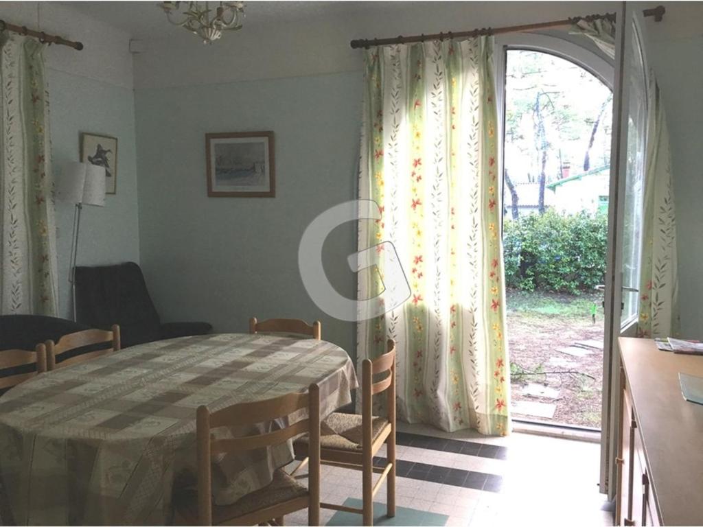 Vacances sous les pins pour 8 à La Tranche-sur-Mer - FR-1-194-435 - 2