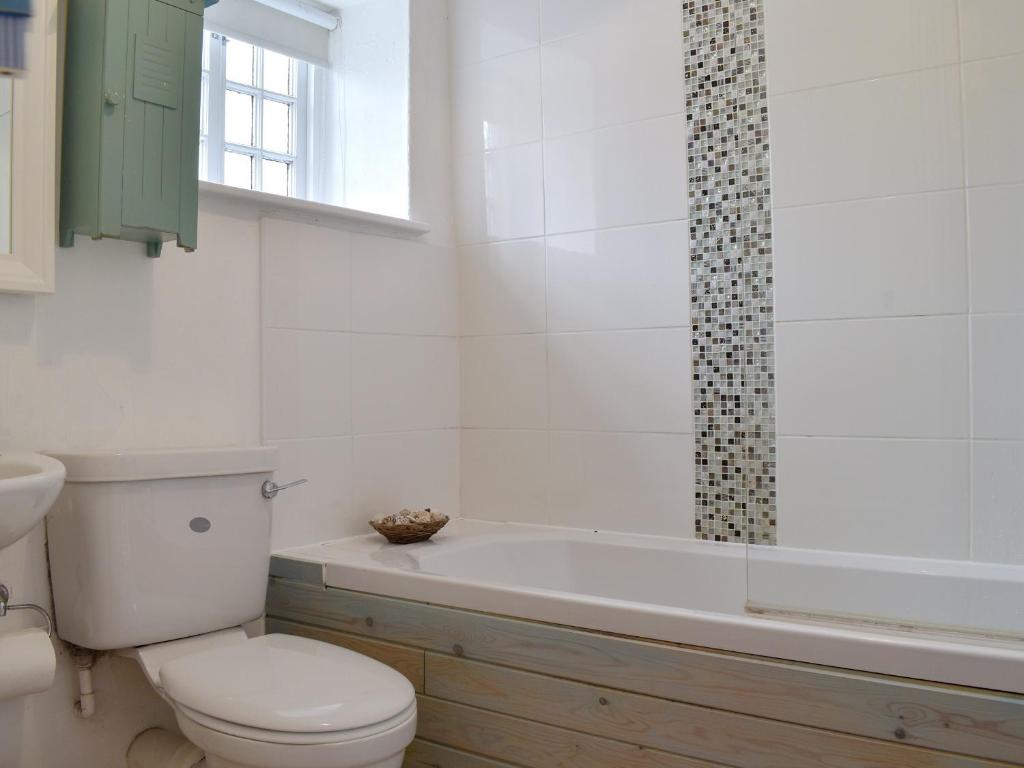 Windjammer Cottage photo 7
