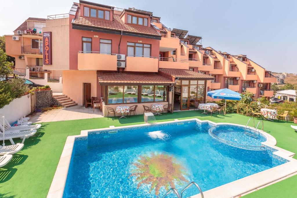 Hotel Apolis — Swimming pool in Sozopol, Burgas Region