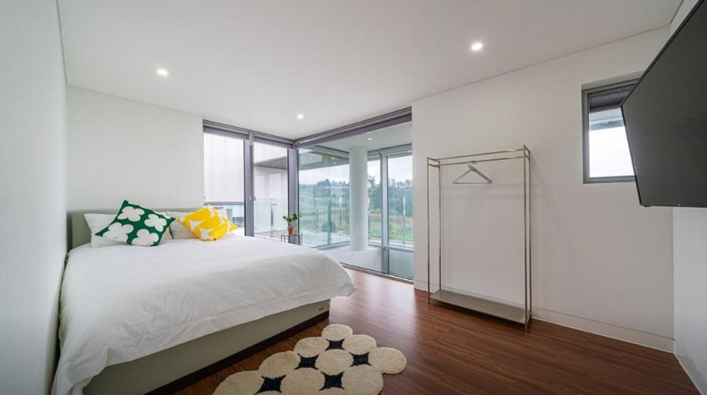 ミア プール ヴィラ (미아풀빌라)