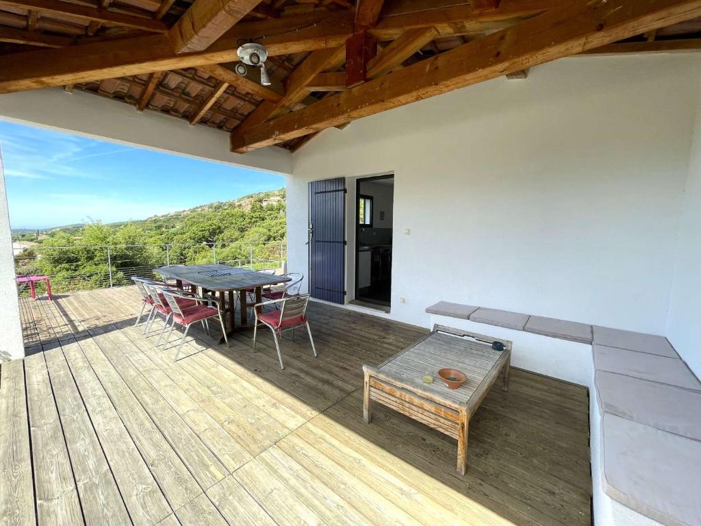 Villa PASSEREAUX avec piscine et vue mer pour 8 personnes au cœur du Domaine de Valcros - 5