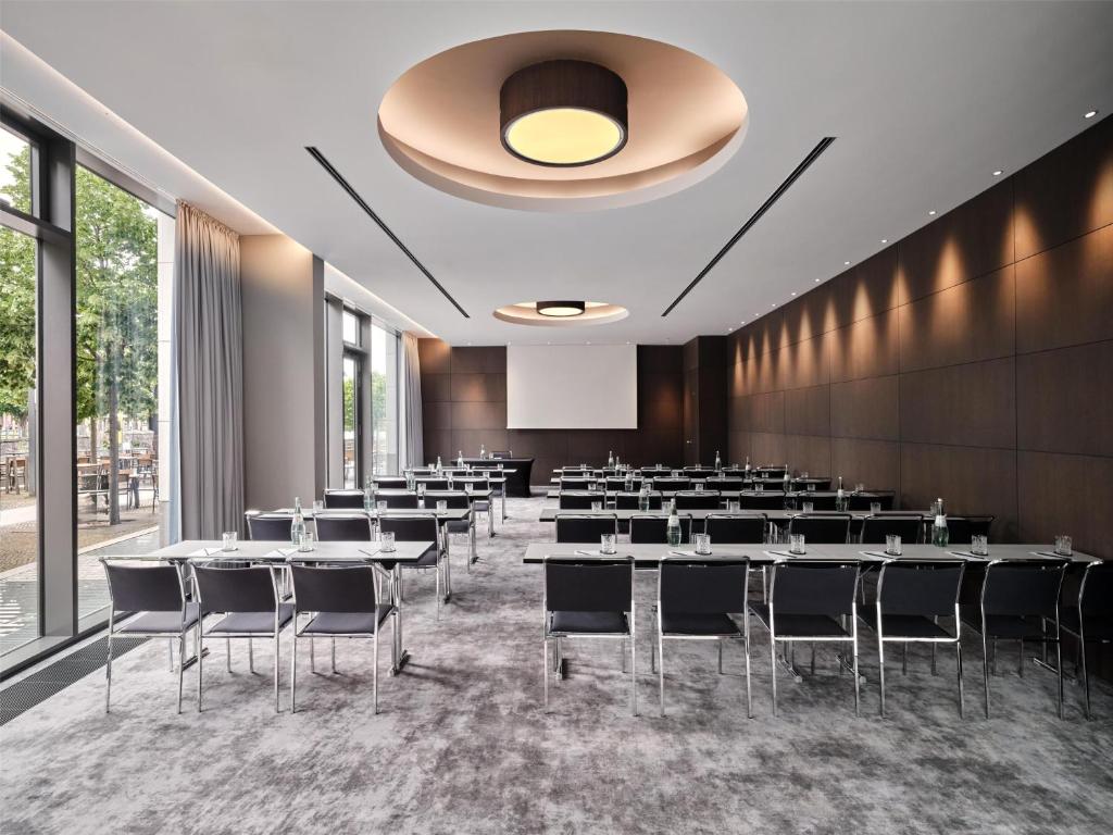 Tárgyalóterem/bálterem