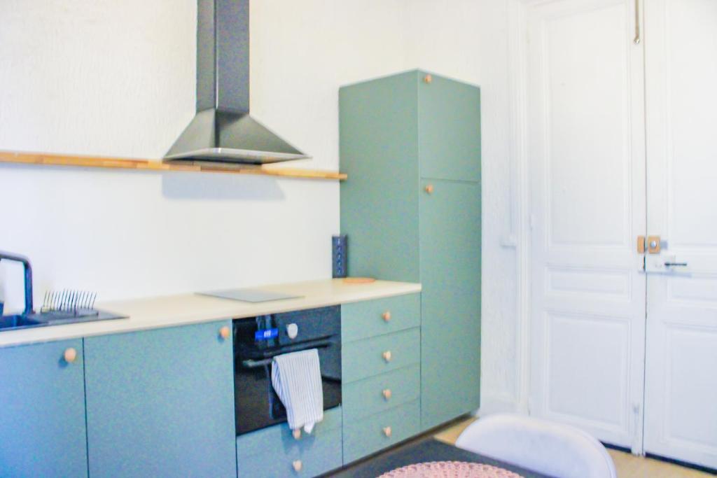 Joli appartement en RDC au centre de Vichy - 3
