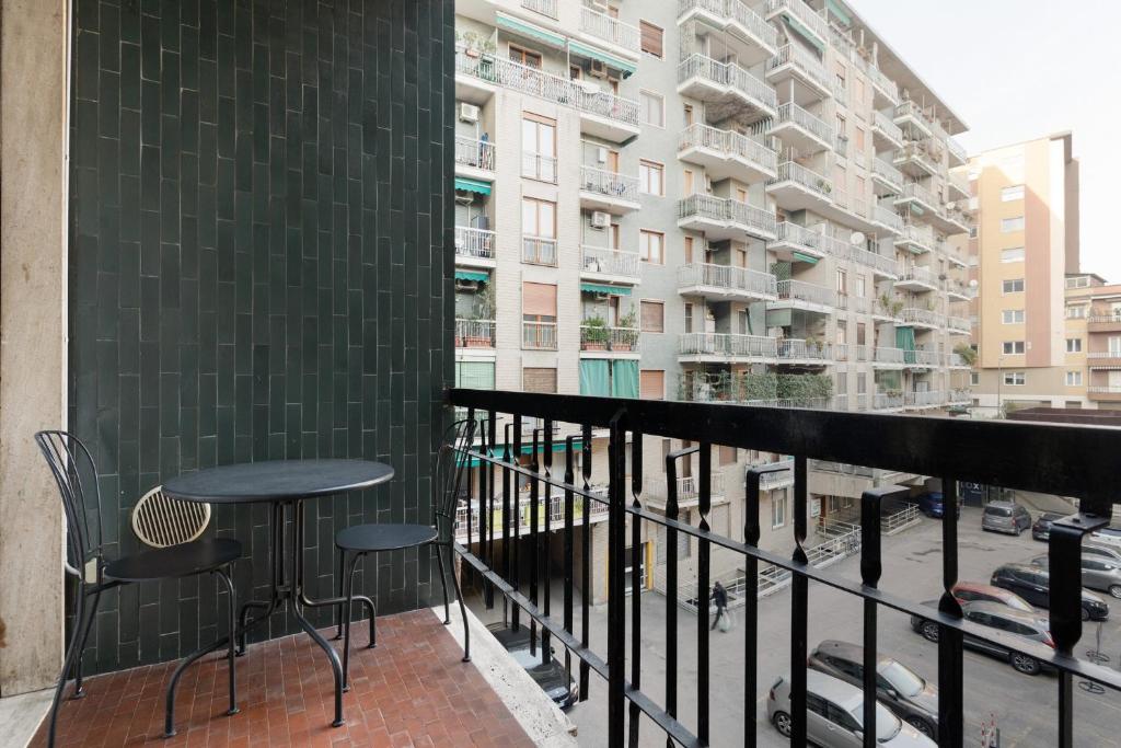GuestHost - Comfy Studio near Pasteur M1 - 5