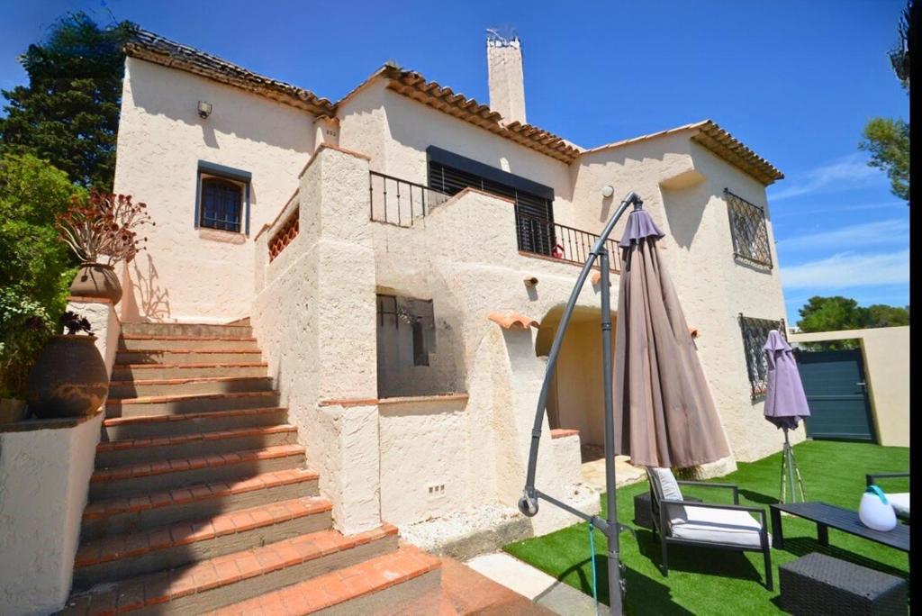 Villa avec piscine et vue mer à 700 m de la plage - 5
