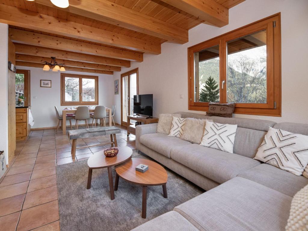 Chalet Ecureuil noir by Interhome - 2