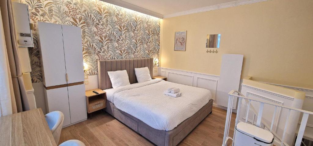 Studio 28 sqm - Cardinet - 2p - 2