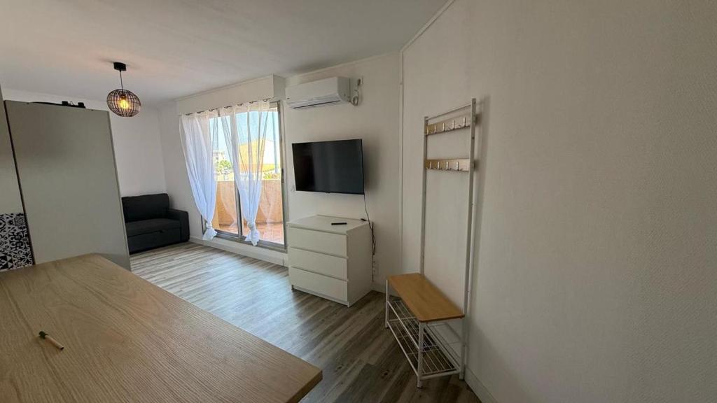 AIG_172 Charmant appartement T2 - 5 Personnes - rénové à Saint-Pierre-la-Mer - 1