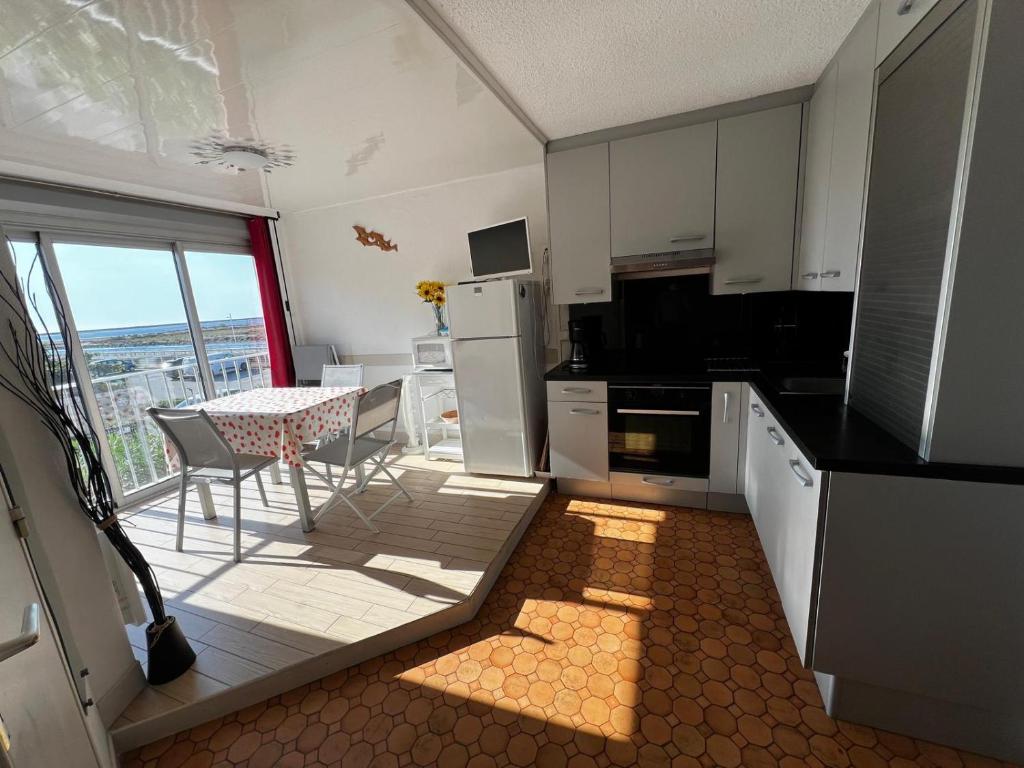 AIG 59 – Studio avec 2 cabines – Résidence Grand Sud – Gruissan – 4 personnes - 1
