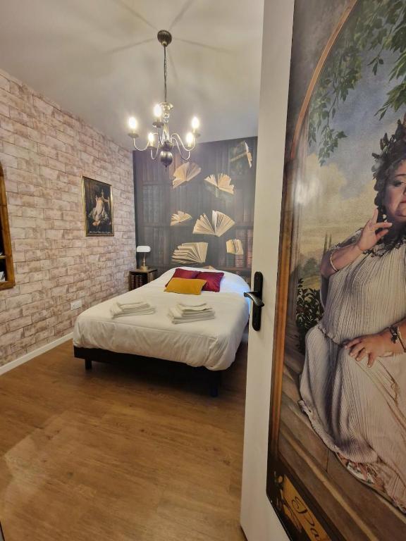 Appartement 4 pers - déco magique immersive - centre Reims - 1