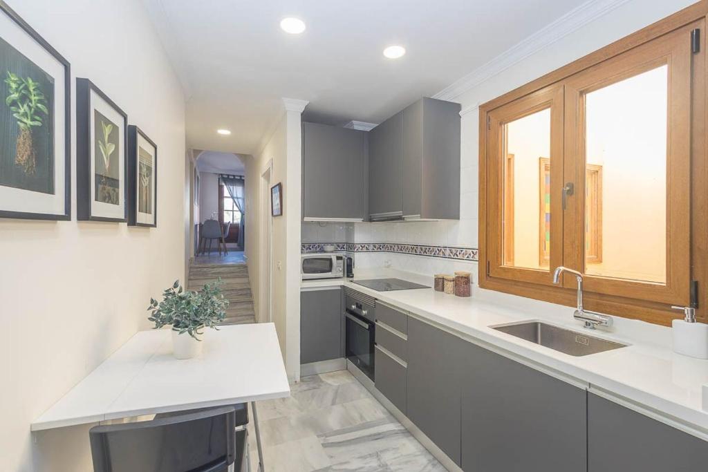 GuestReady - La Laguna Centro Urban Suite - 3