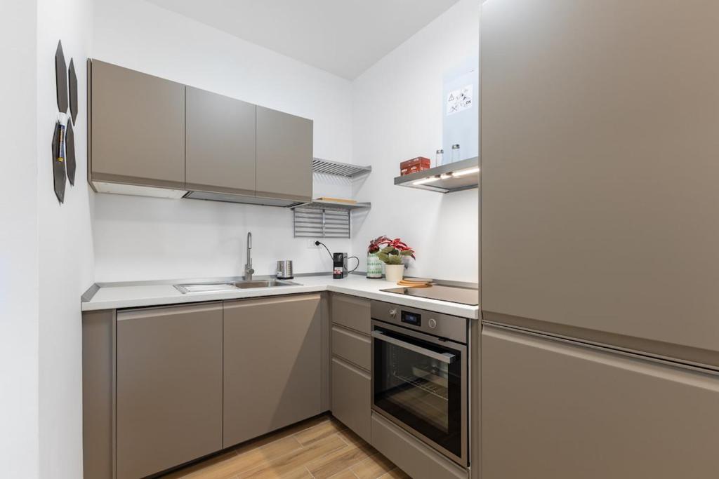 2 Apt, M3 Affori 15 min to Duomo e WiFi - 5