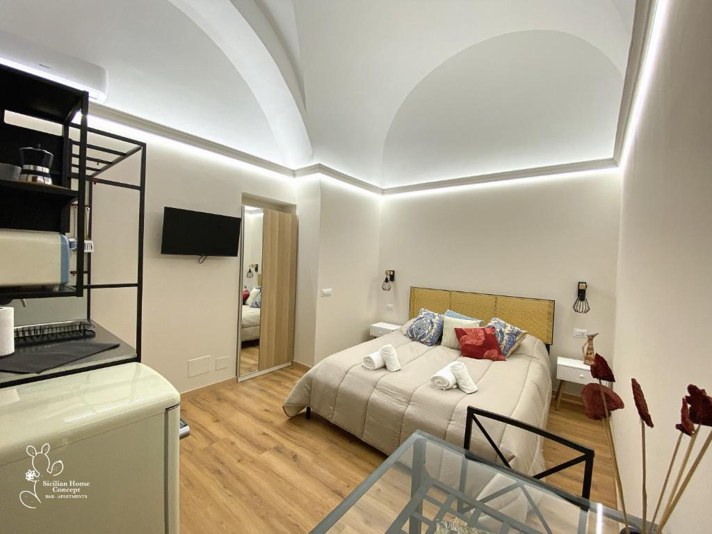 Sicilian Home Duomo Catania - Lava Apartment - 4
