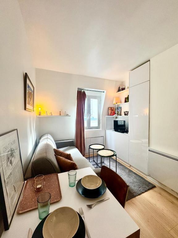 Parisian cocoon in Batignolles next to Montmartre - 5