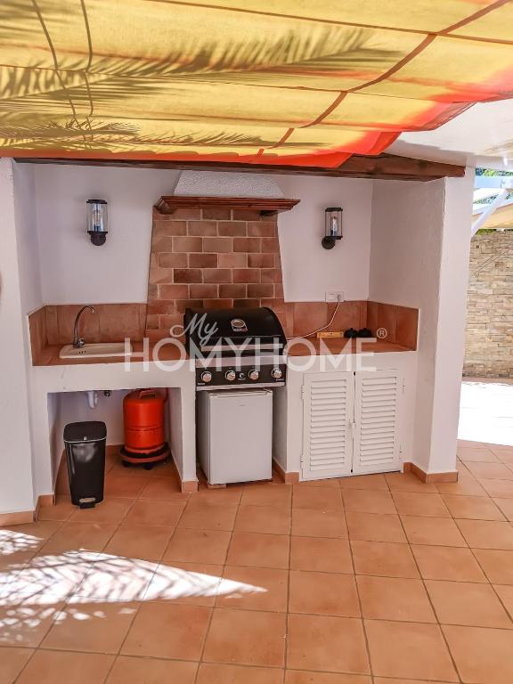 Casa Nella - pool, AC, sea views, walk to beach - 5