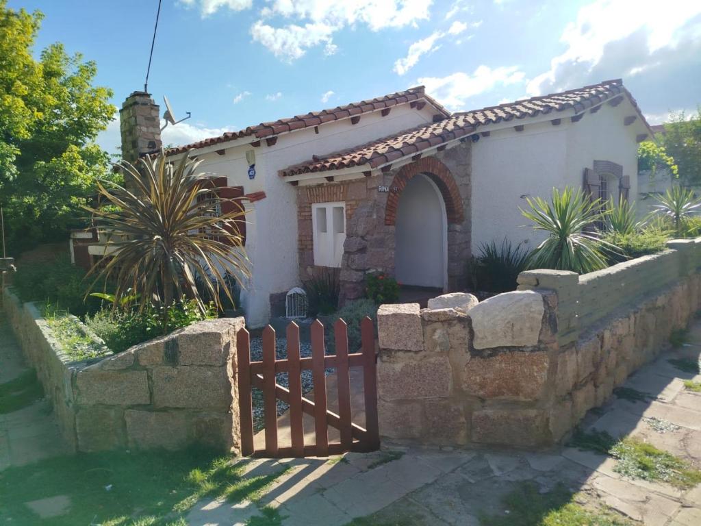 Cómoda casa familiar en Capilla del Monte - 1