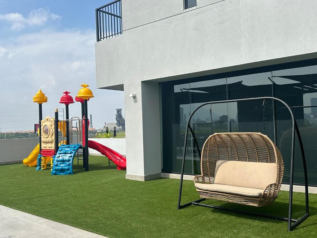 Beautiful 2 bedrooms condo with pool Livo Tower - 2