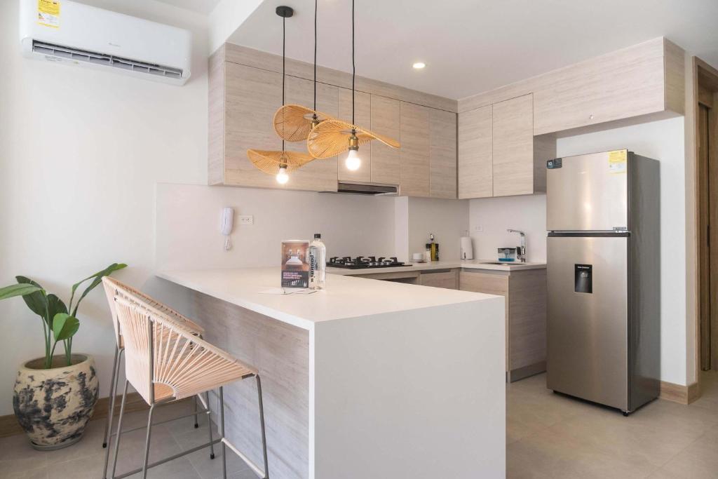 Enchanting 2BR with Balcony in Morros - 5