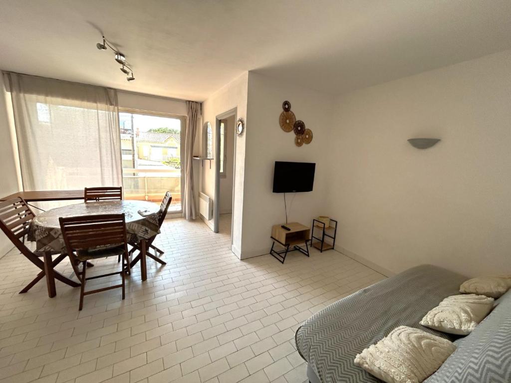 Appartement pour 4 avec parking à 50m de la plage - FR-1-837-88 - 3