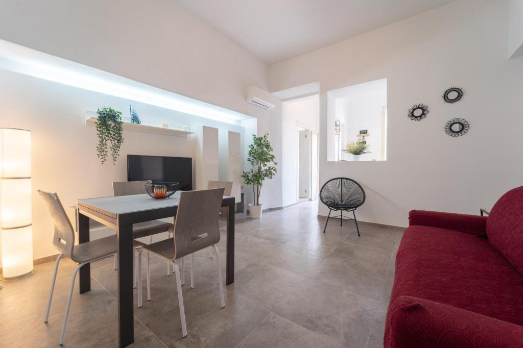 Gaura Apartment - 1