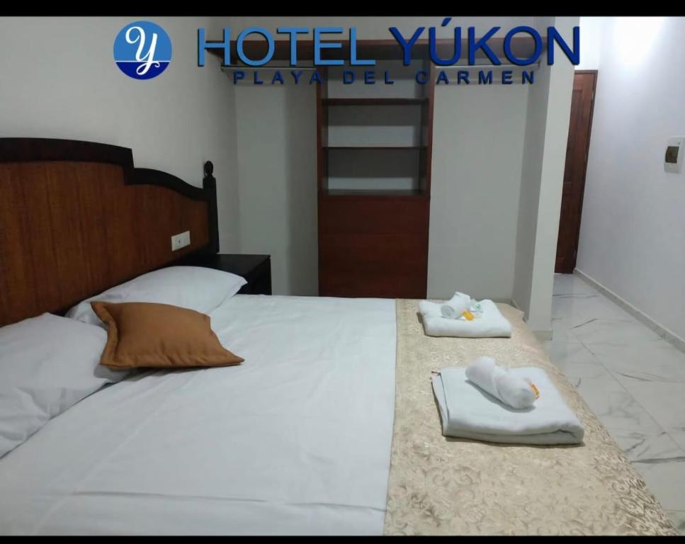 Hotel Yukon - 2