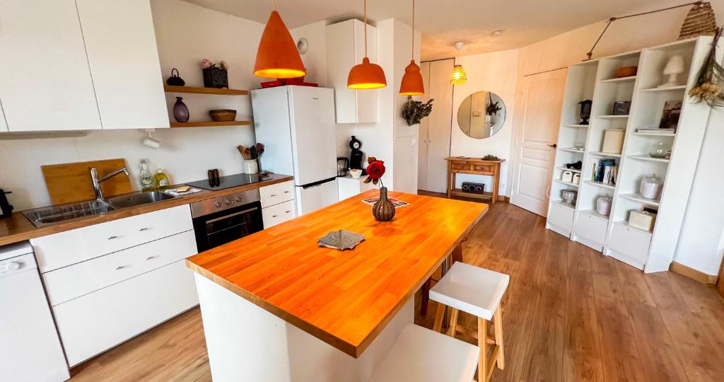 Private parking - AC - Secure residence - 5