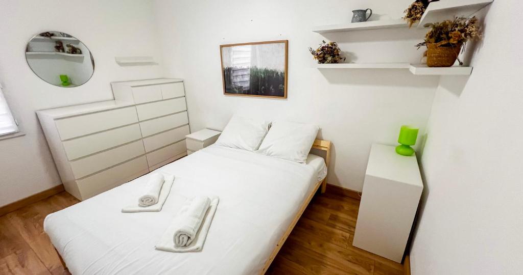 Private parking - AC - Secure residence - 4
