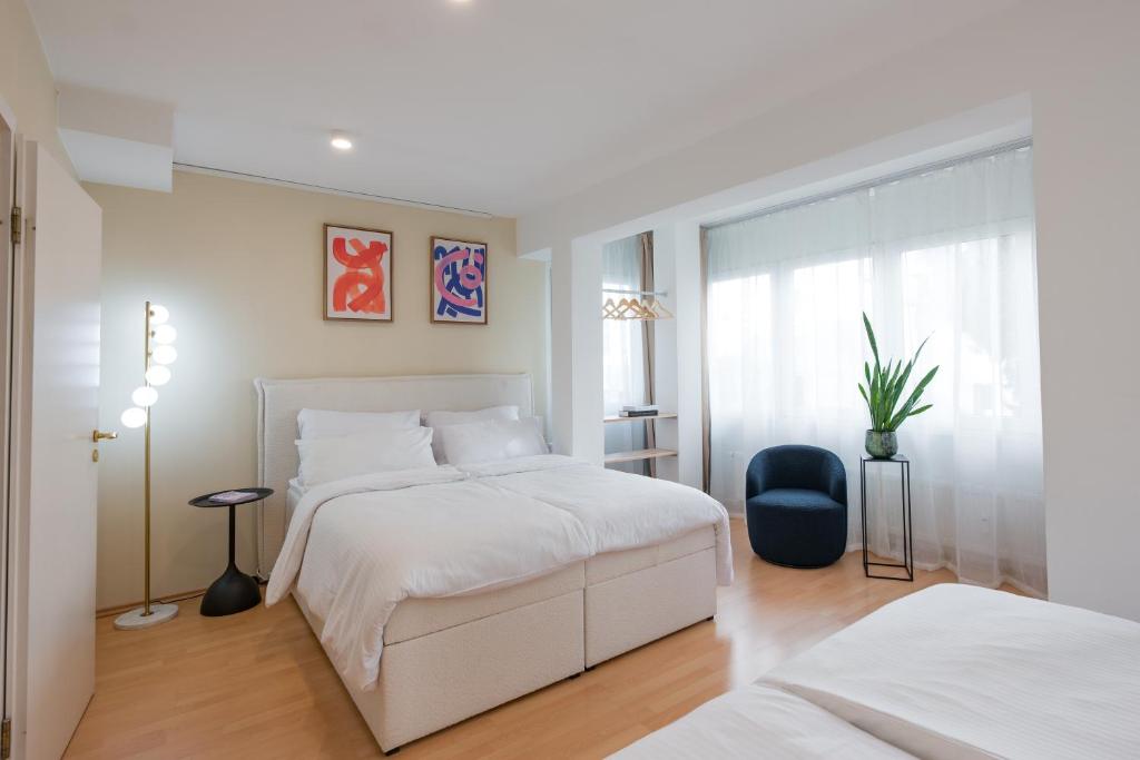 Valemi NEW Premium & Huge, 2Bathroom, SuperCentral, FreeParking, up to 8-16 Guests - 3