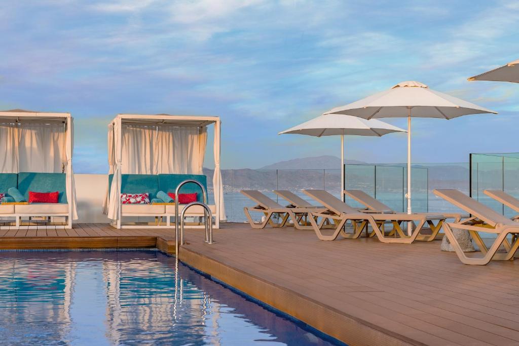 Aluasun Lago Rojo - Adults recommended — Swimming pool in Torremolinos, Andalusia