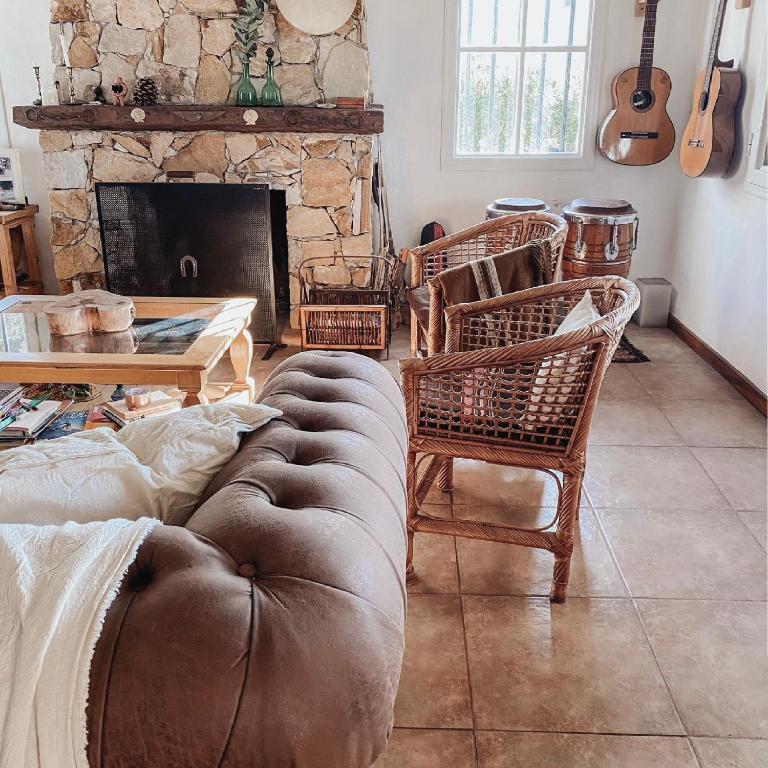 Casa OMA - Casa a dos cuadras del mar en Chapadmalal zona Cruz del Sur para 5 PAX con parrilla - Hola Sur - 5