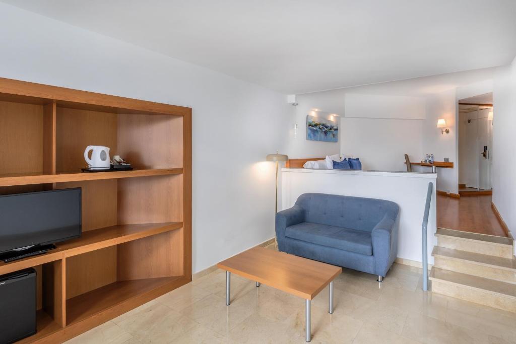 Aluasun Lago Rojo - Adults recommended — Hotel rooms in Torremolinos, Andalusia