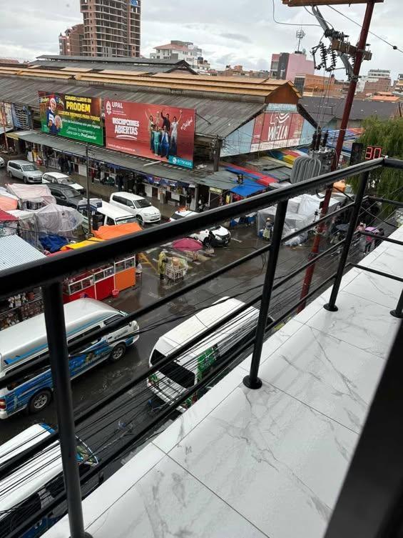 Lujoso, céntrico, cálido, equipado, con vista al carnaval - 3