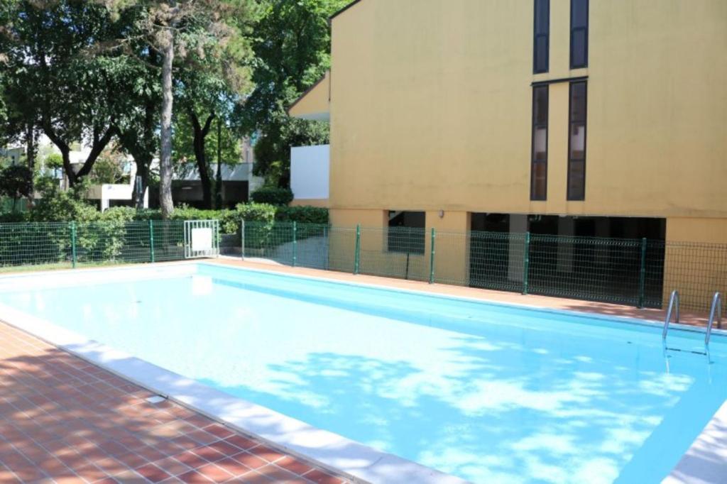 Modern flat near the beach with pool - 2