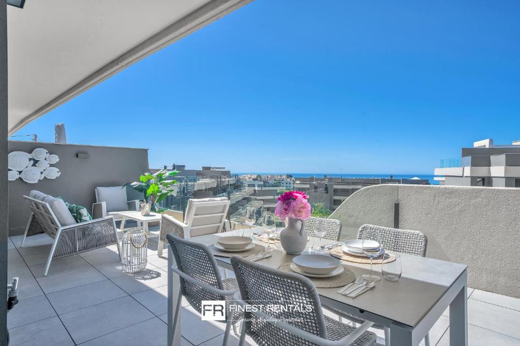Oasis 325 by Finest Rentals - 1