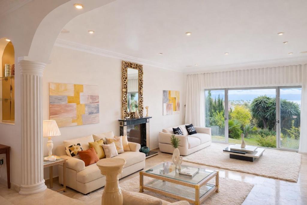Luxurious Villa 6 Min from Beach with Sea Views - 3
