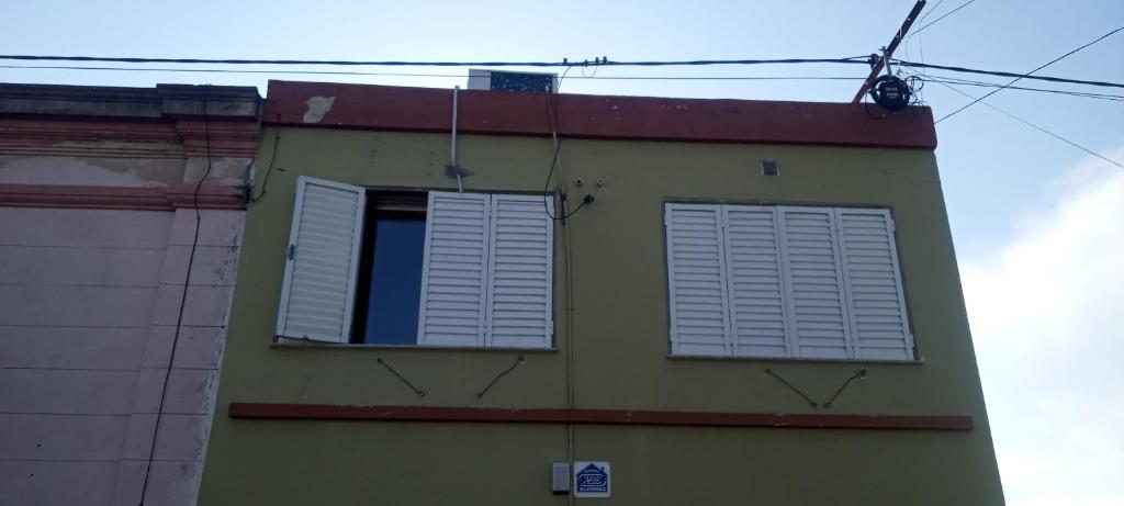 ingreso independiente 4 habitaciones 1toilette - 5