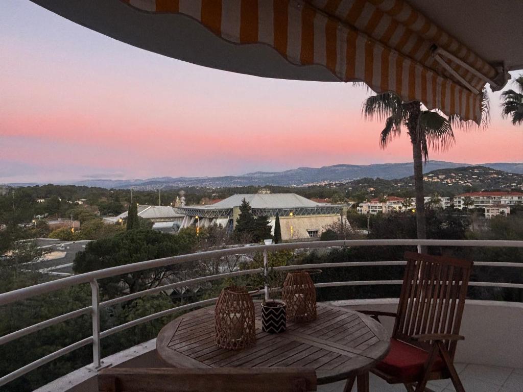 T2 Vue dégagée proche Cannes - 2