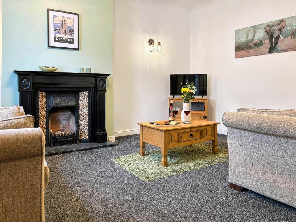Lavender Cottage - dog-friendly cottage near Fitz Park, central Keswick