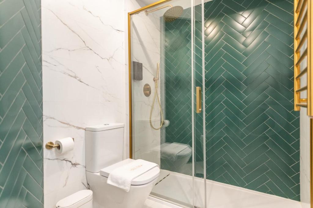 Modern Elegance in the Heart of Málaga REMS - 4