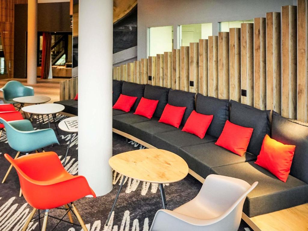 ibis Site du Futuroscope 外観