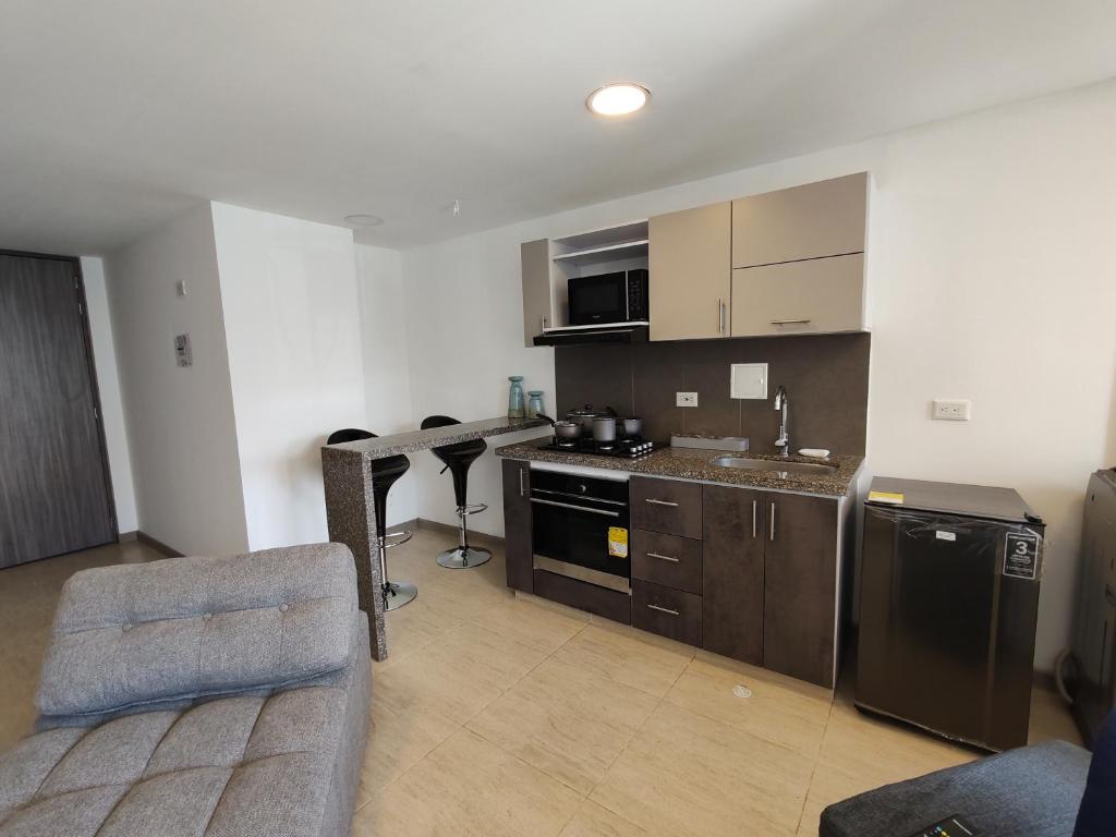 Apartamento Moderno en Las Quintas Ascensor Parking Ubicación Premium - 3