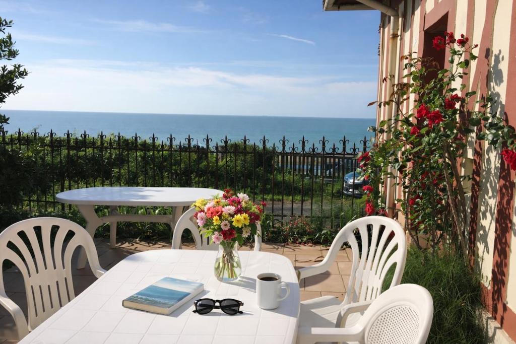 Le Petit Miramar, vue mer d'exception, maison et F2 indépendant - 2