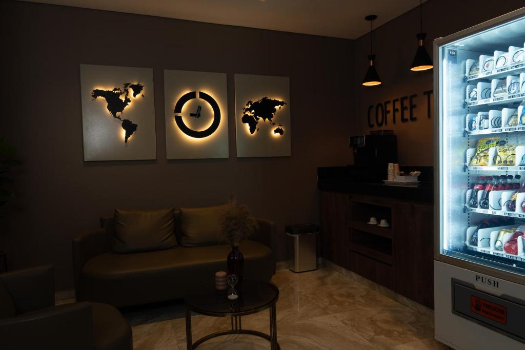 Hotel ByHours Circunvalar - Adults Only - 2