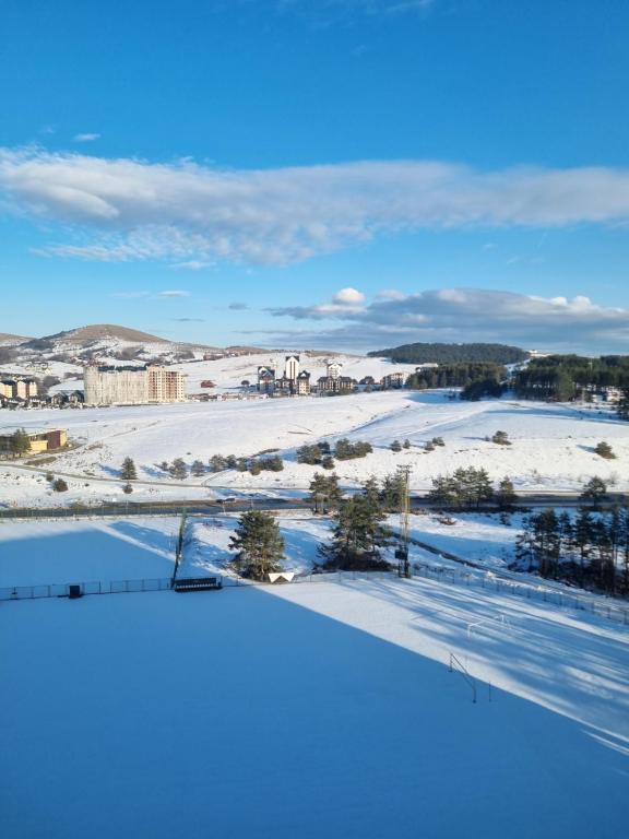 Zlatibor Harmonija Royal Garden Two Bedroom Panoramic View - 2