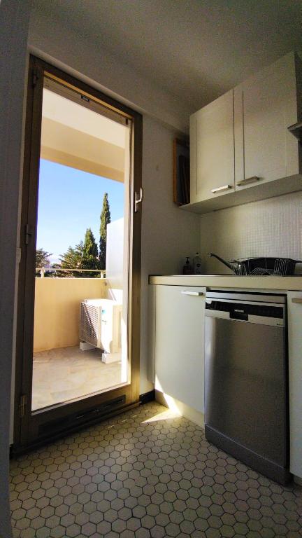 Studio moderne au calme proche vieil Antibes et mer - 3