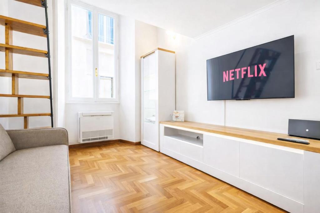 Elegantis Pompeo Magno Suite Apartment - Historic Center near the Vatican and Piazza del Popolo - 3