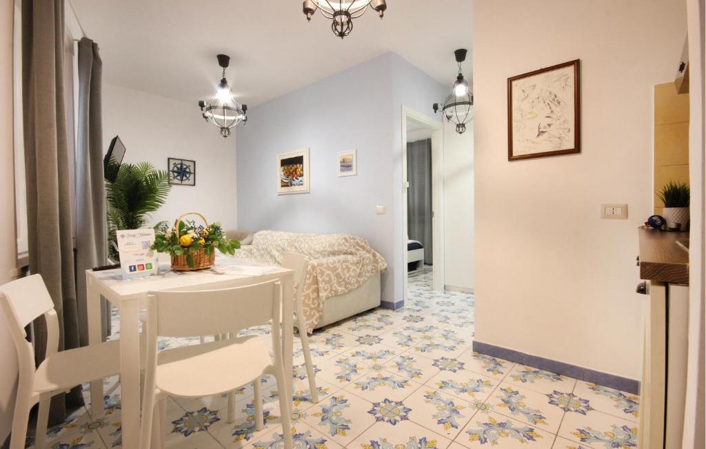 1 Bedroom Nice Apartment In Vico Equense - 4