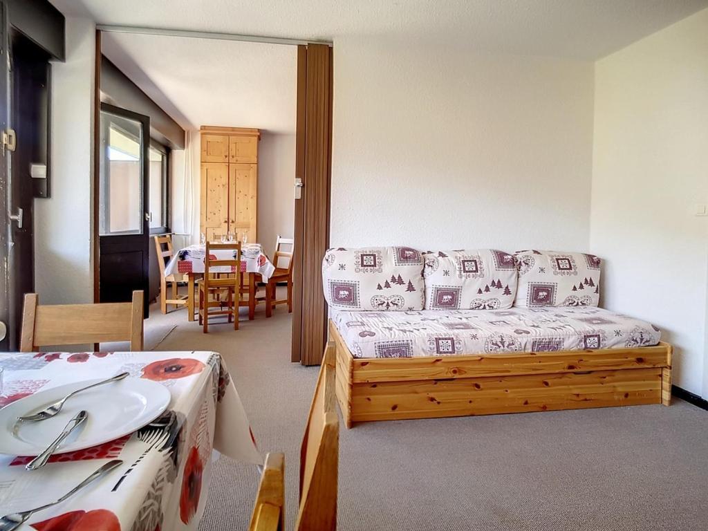 Appartement lumineux · Skis aux pieds · Terrasse & Casier à skis - FR-1-344-1290 - 3