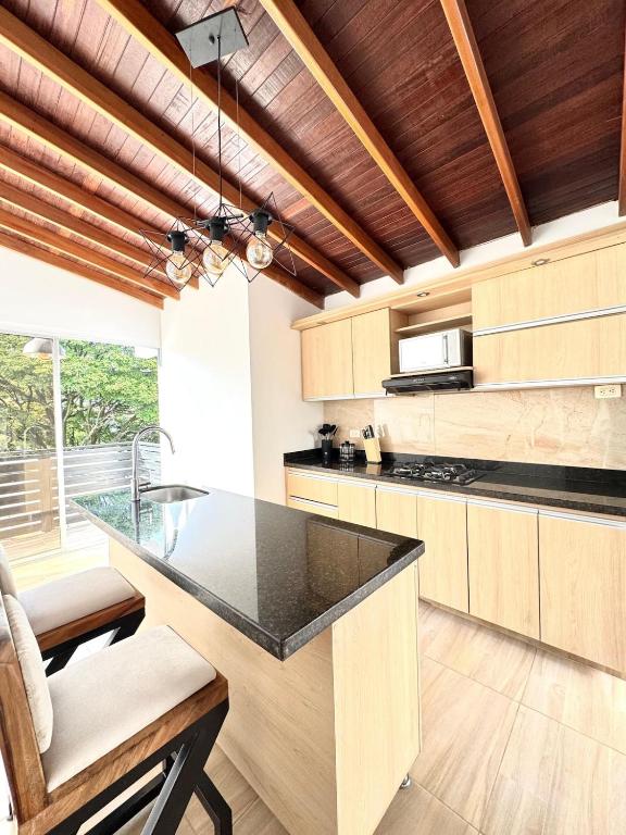 SkyView Medellín 4ppl 1br 1b luxury terrace loft - 1